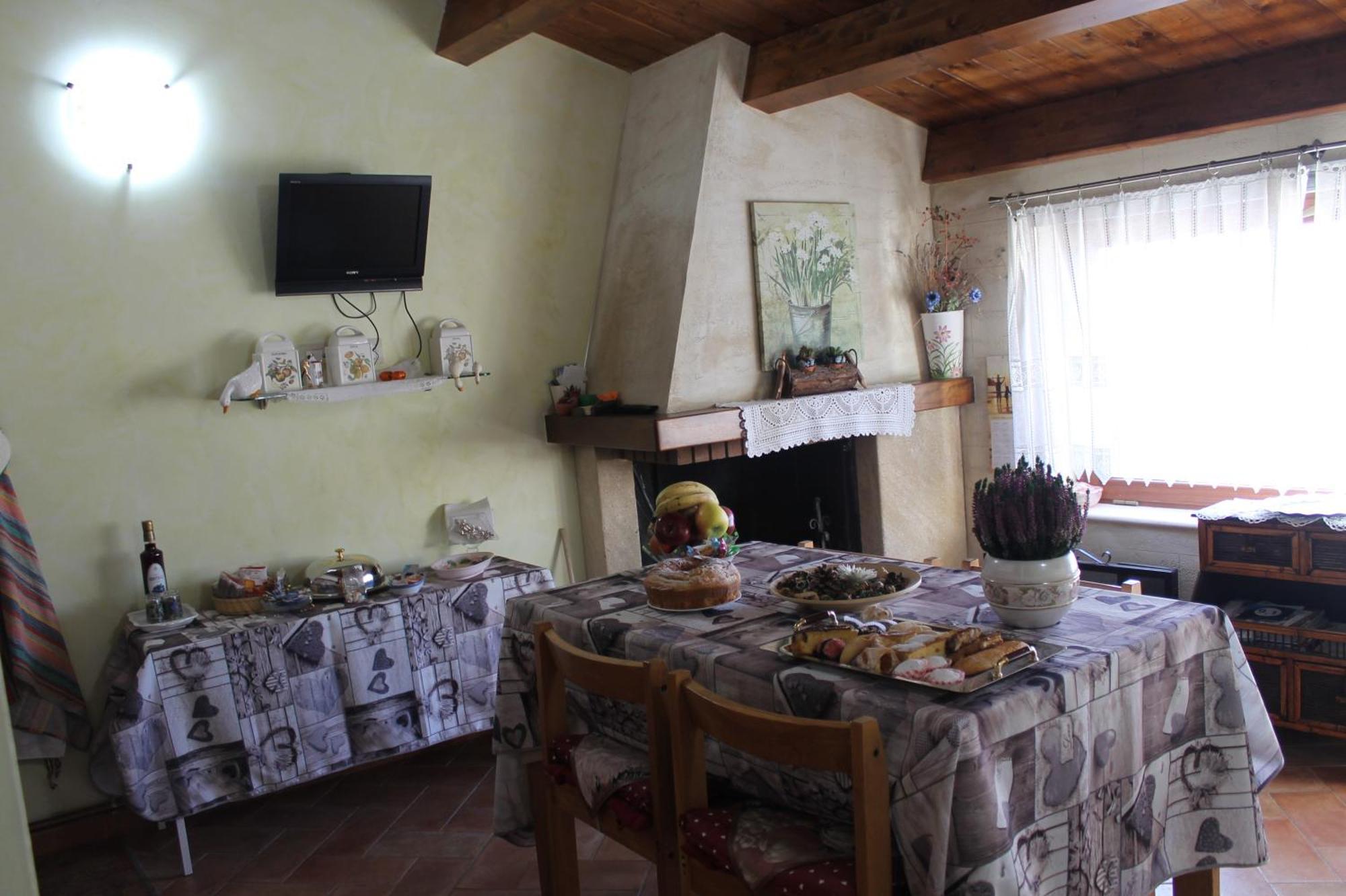 Medieval Village Of Pacentro المظهر الخارجي الصورة
