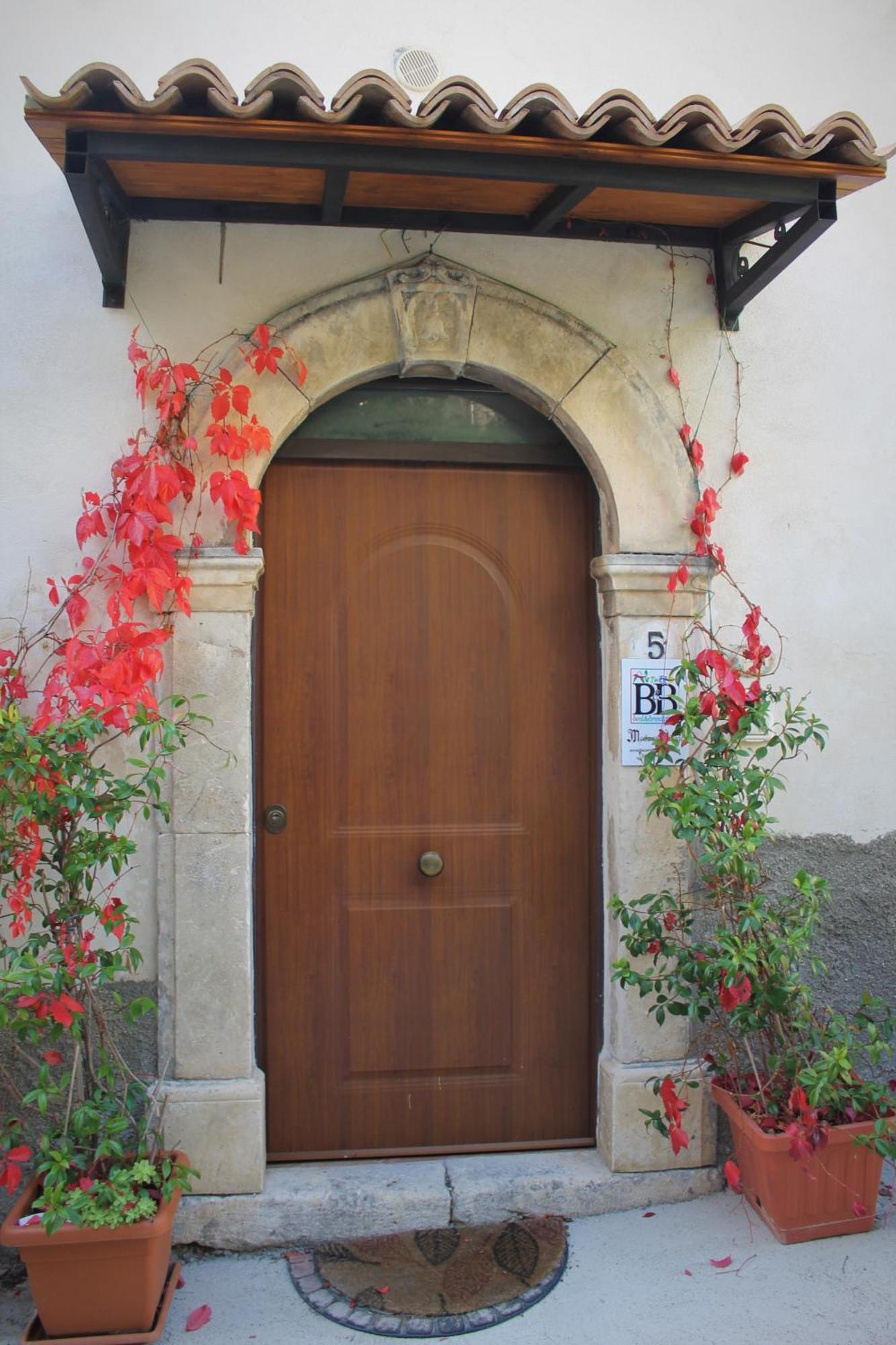 Medieval Village Of Pacentro المظهر الخارجي الصورة